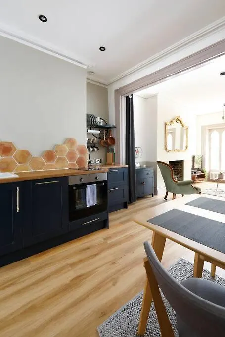 Stunning 2 Bedroom Flat 8Min Walk From The Beach Brighton 0*,  United Kingdom